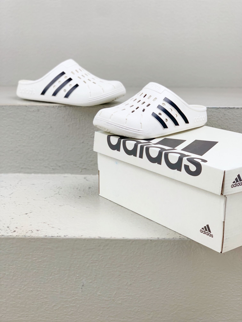 Adidas slippers